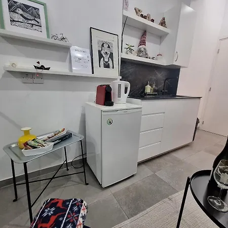 Cozy Studio! アパート パ フォス