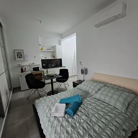 Cozy Studio! *